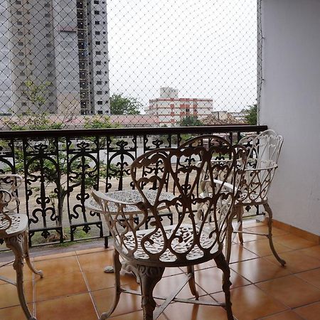 Apartamento Aureo Guenaga Гуаружа Экстерьер фото
